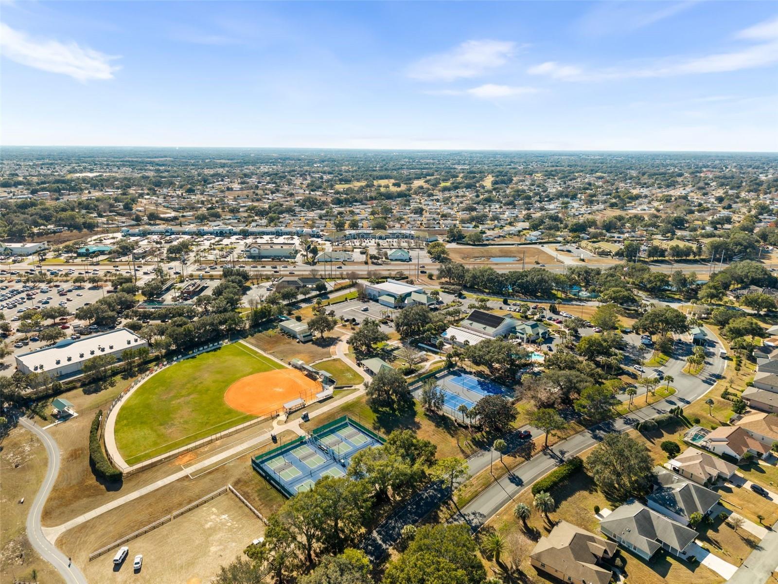 HILLS/STONECREST UN 02 - Residential