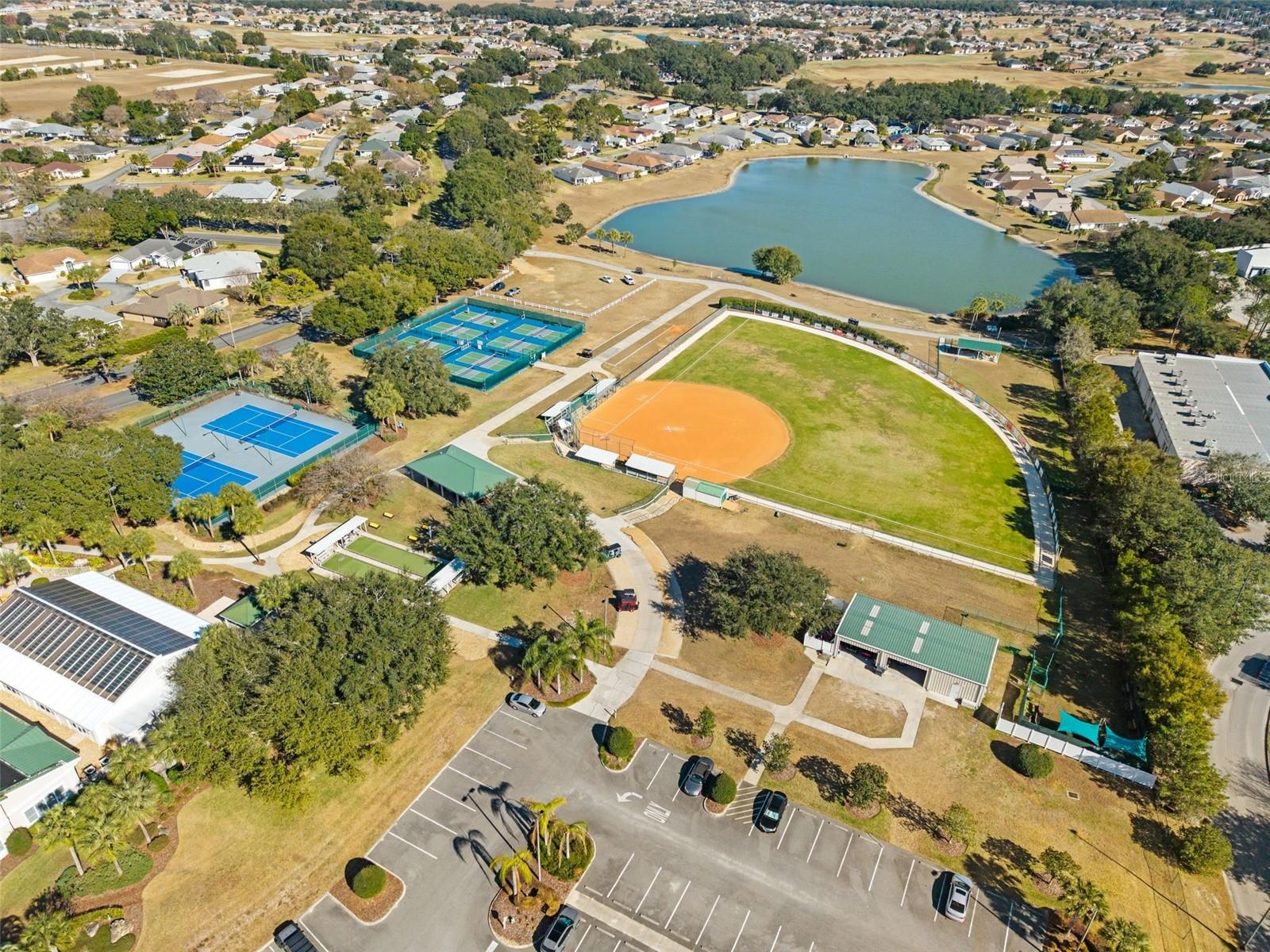 HILLS/STONECREST UN 02 - Residential