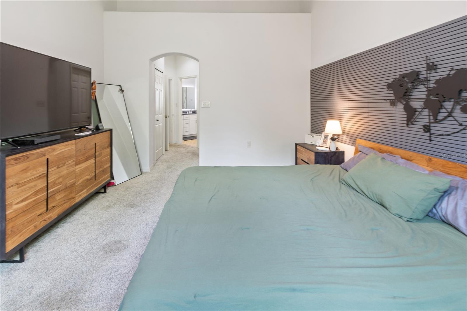 CARRIAGE HOMES AT CARILLON LAKES CONDO - Residential