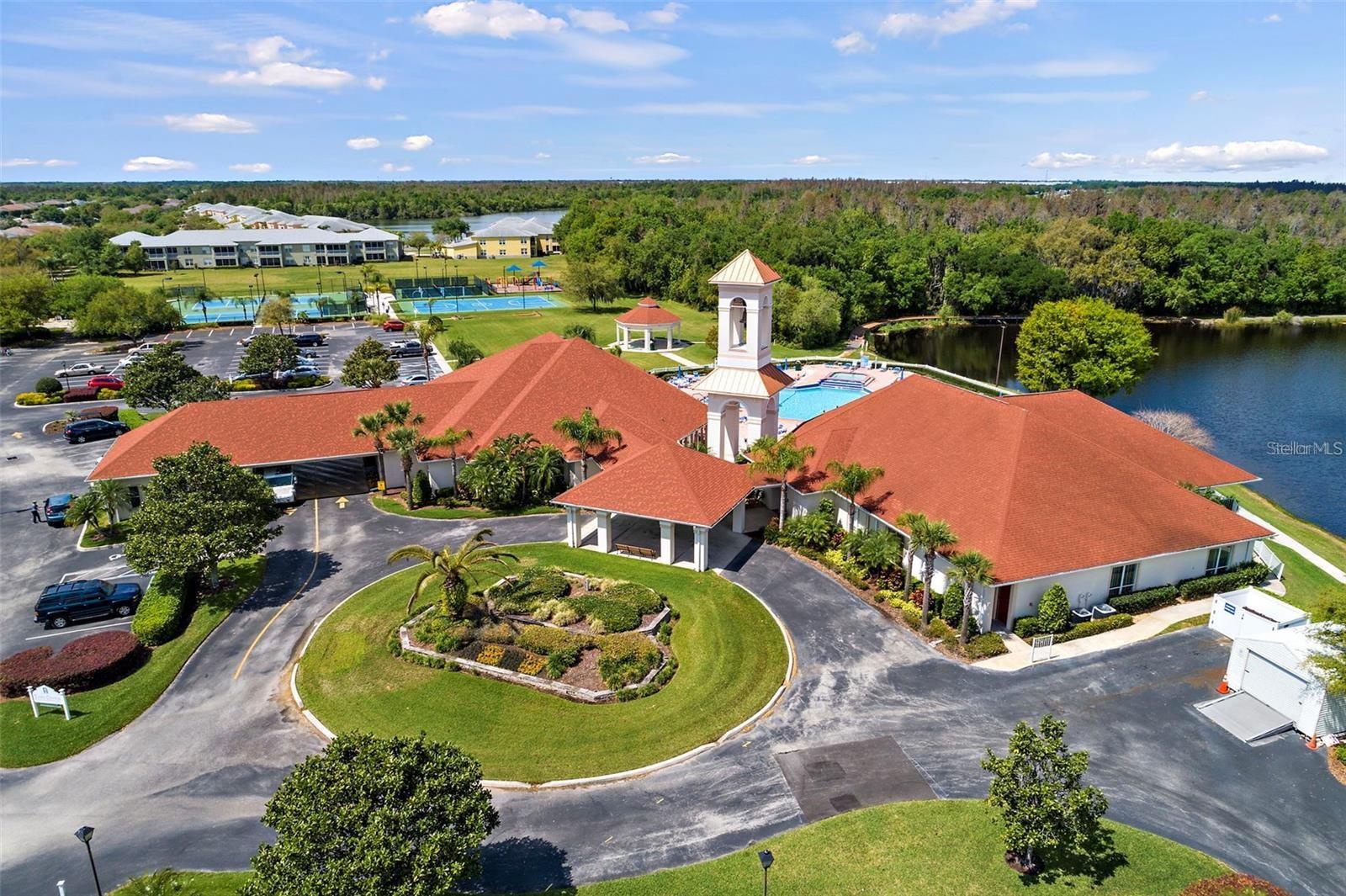 CARRIAGE HOMES AT CARILLON LAKES CONDO - Residential