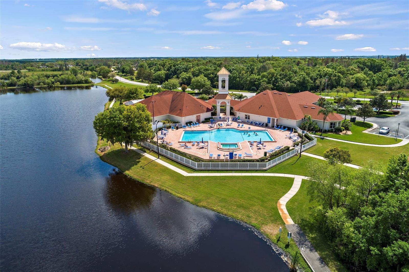 CARRIAGE HOMES AT CARILLON LAKES CONDO - Residential