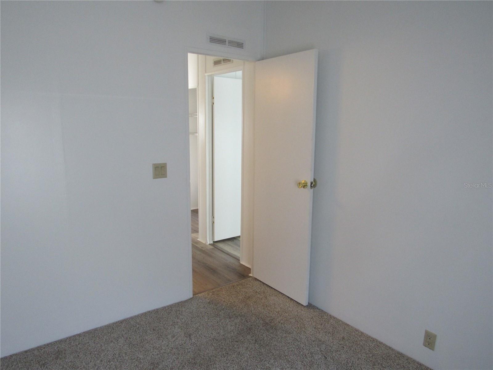 POLO PARK PH 03-B - Residential Lease