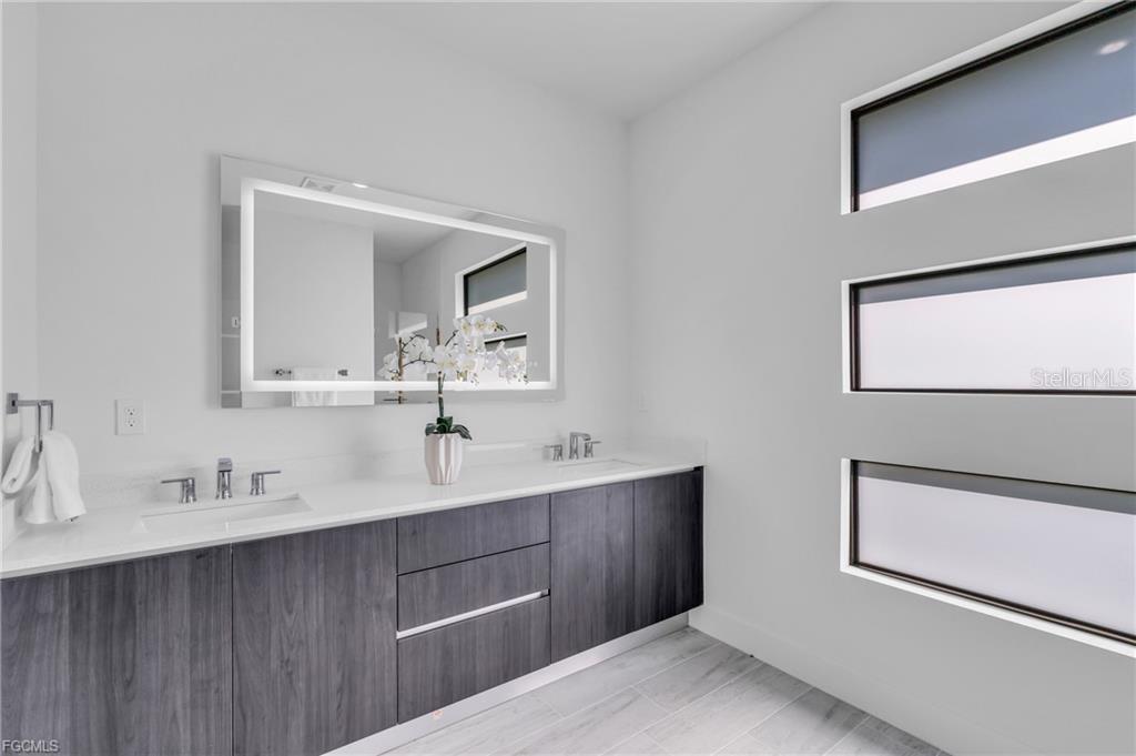 PORT CHARLOTTE SEC 081 - Residential