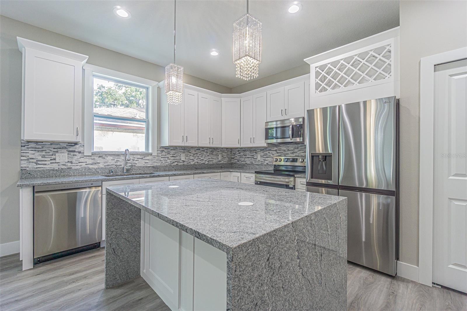 EL PORTAL - Residential