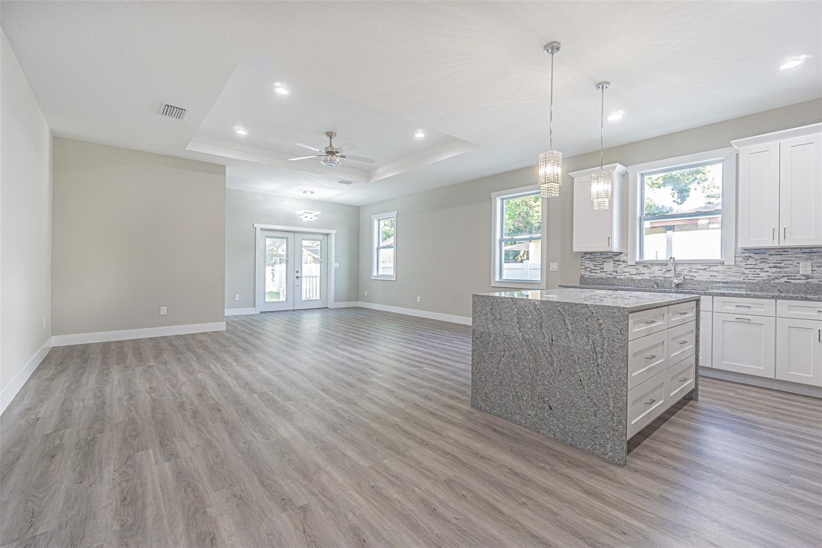 EL PORTAL - Residential