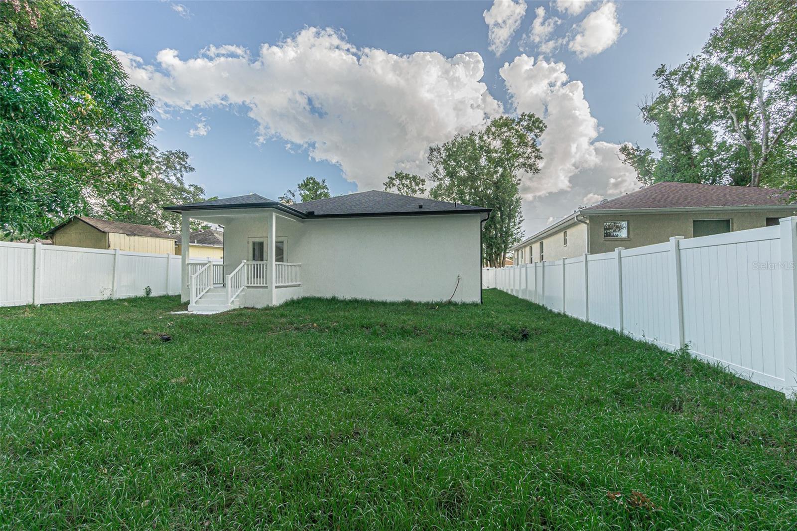 EL PORTAL - Residential