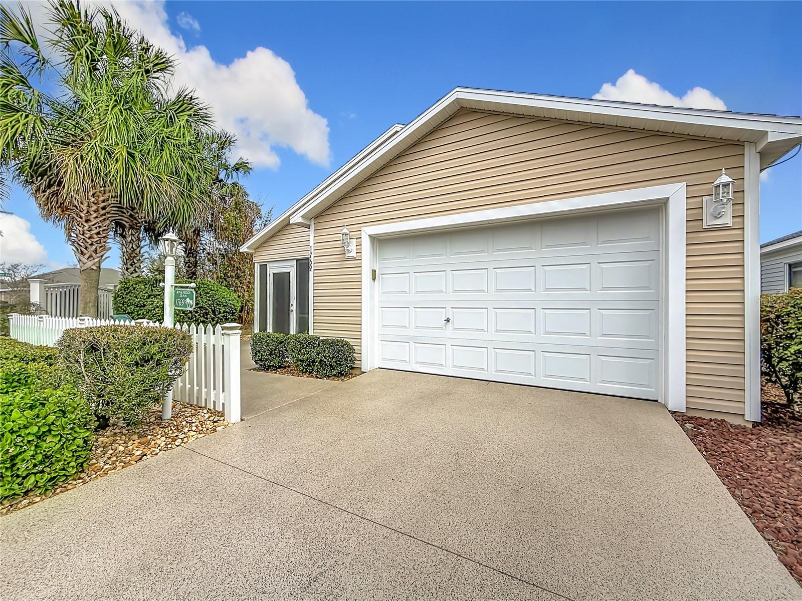 VILLAGES OF SUMTER APALACHEE VILLAS - Residential