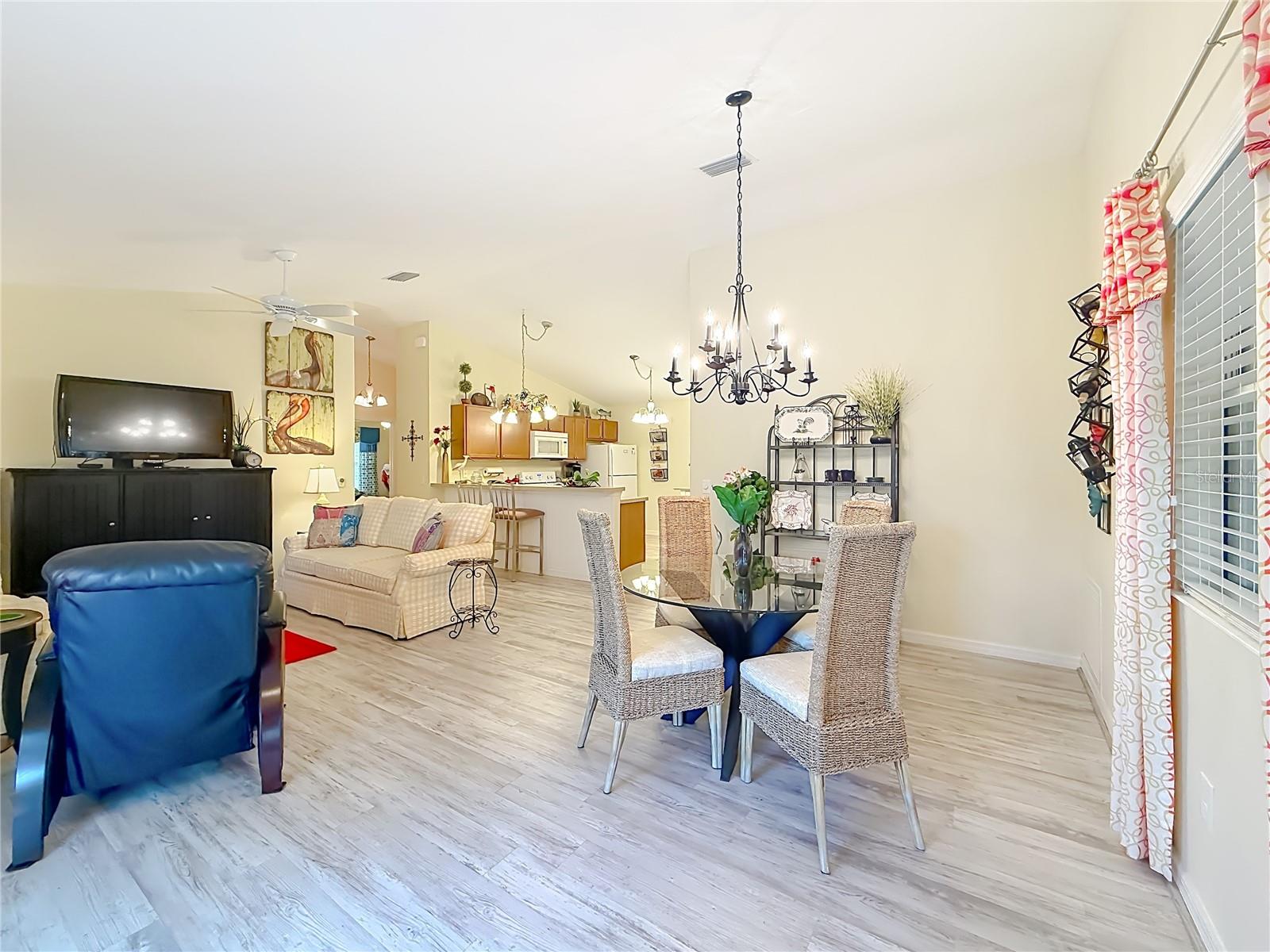 VILLAGES OF SUMTER APALACHEE VILLAS - Residential