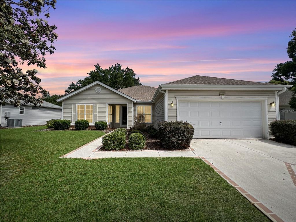 Photo of 13150 SE 93rd Circle, Summerfield, FL 34491 (MLS # OM722715)