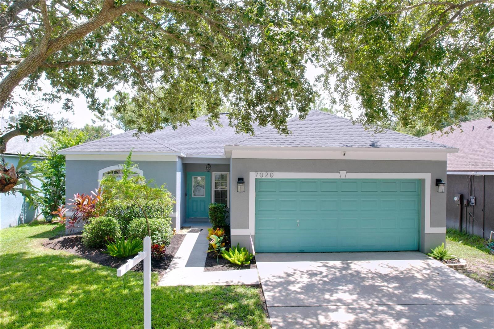 Welcome to this beautifully updated 4-bedroom, 2-bath home located in the highly desirable Covington Park community of Apollo Beach. ONLY 4 BEDROOM Priced under $350,000, this move-in-ready property offers exceptional value and a rare combination of privacy, upgrades, and location.
Step inside to a bright, open-concept floor plan featuring a fully renovated kitchen with elegant marble countertops, updated appliances, and modern cabinetry. Bathroom has also been tastefully updated, and the entire home has been freshly painted inside and out. A 6-year-old roof adds long-term peace of mind, while the well-maintained interior provides a stylish and comfortable living space
Enjoy quiet mornings and relaxing evenings on the screened-in patio overlooking a serene preserve—offering no backyard neighbors and true outdoor privacy. Just a short walk from the community pool, this home is ideally situated within Covington Park, which offers resort-style amenities including a clubhouse, fitness center, tennis courts, playgrounds, and scenic walking trails.
With easy access to I-75, US-41, shopping, dining, and the Gulf beaches, this home offers the perfect blend of convenience, community, and comfort. Don’t miss the opportunity to own this beautifully updated home in a peaceful, well-established neighborhood.