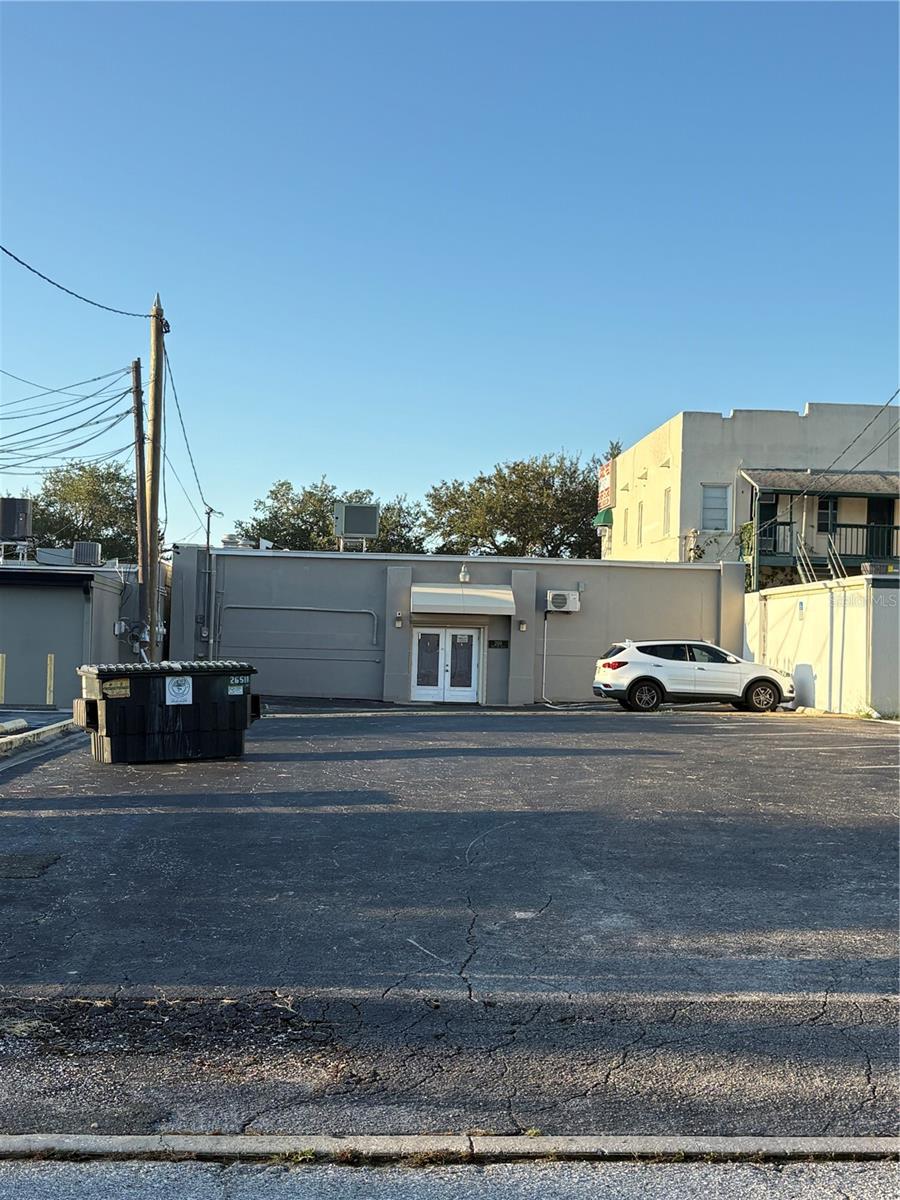 200 W BAY DRIVE