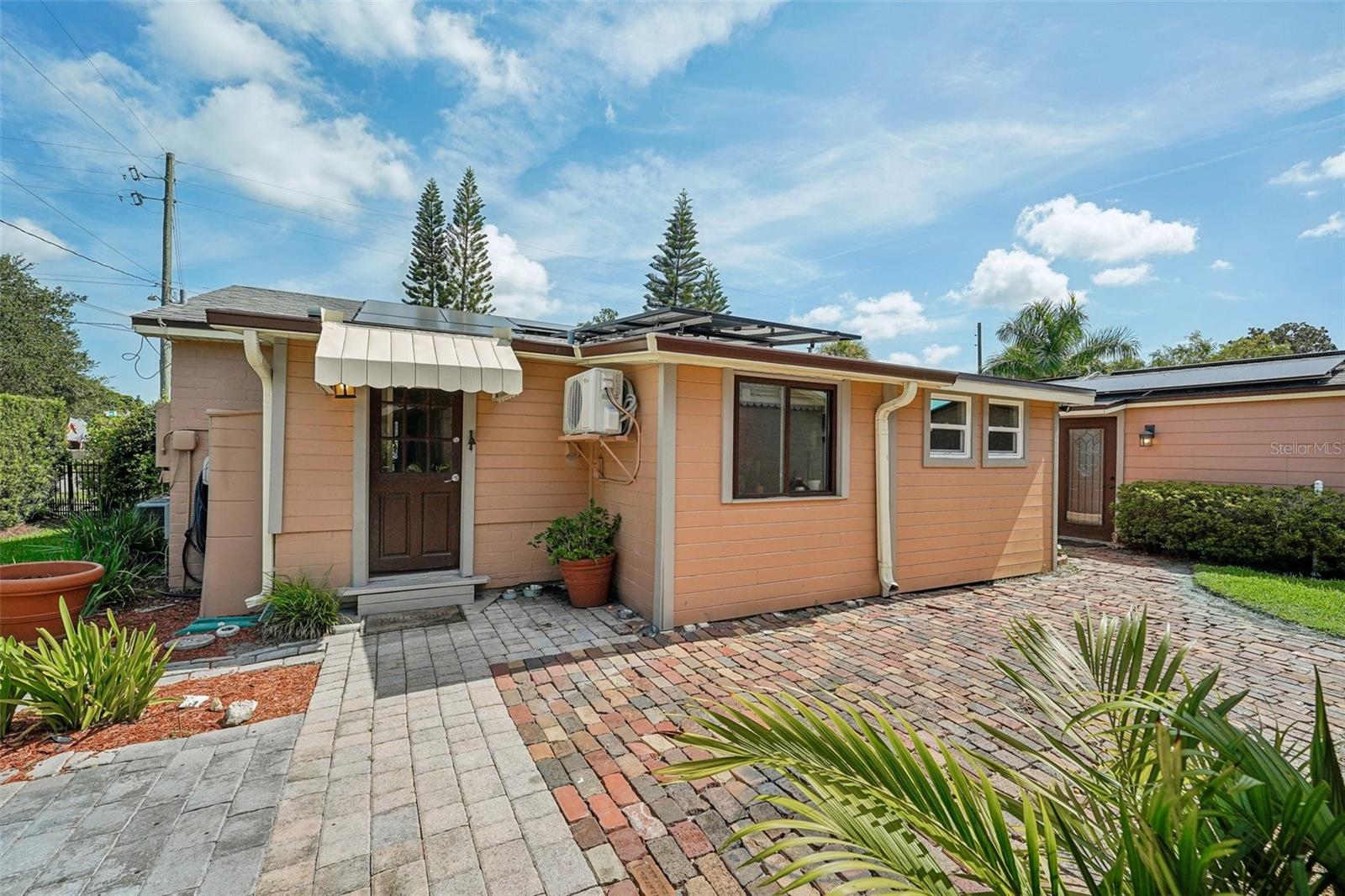 UNIVERSITY HEIGHTS - Residential