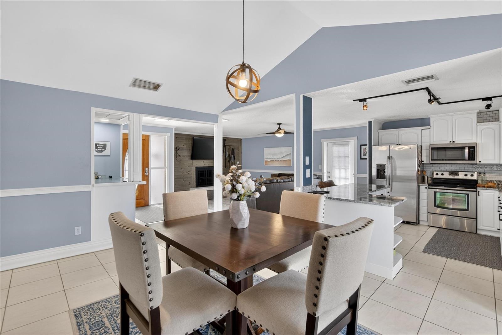 5802 TAMPA SHORES BOULEVARD