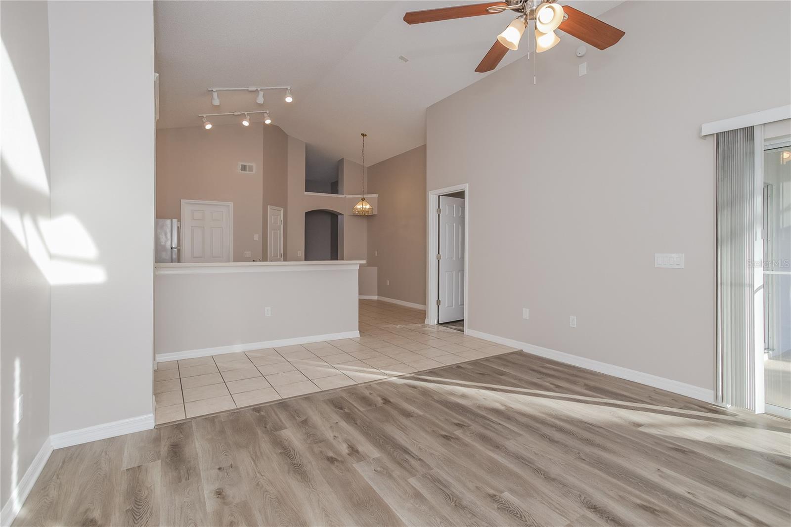 OAK ISLAND COVE - Residential Lease