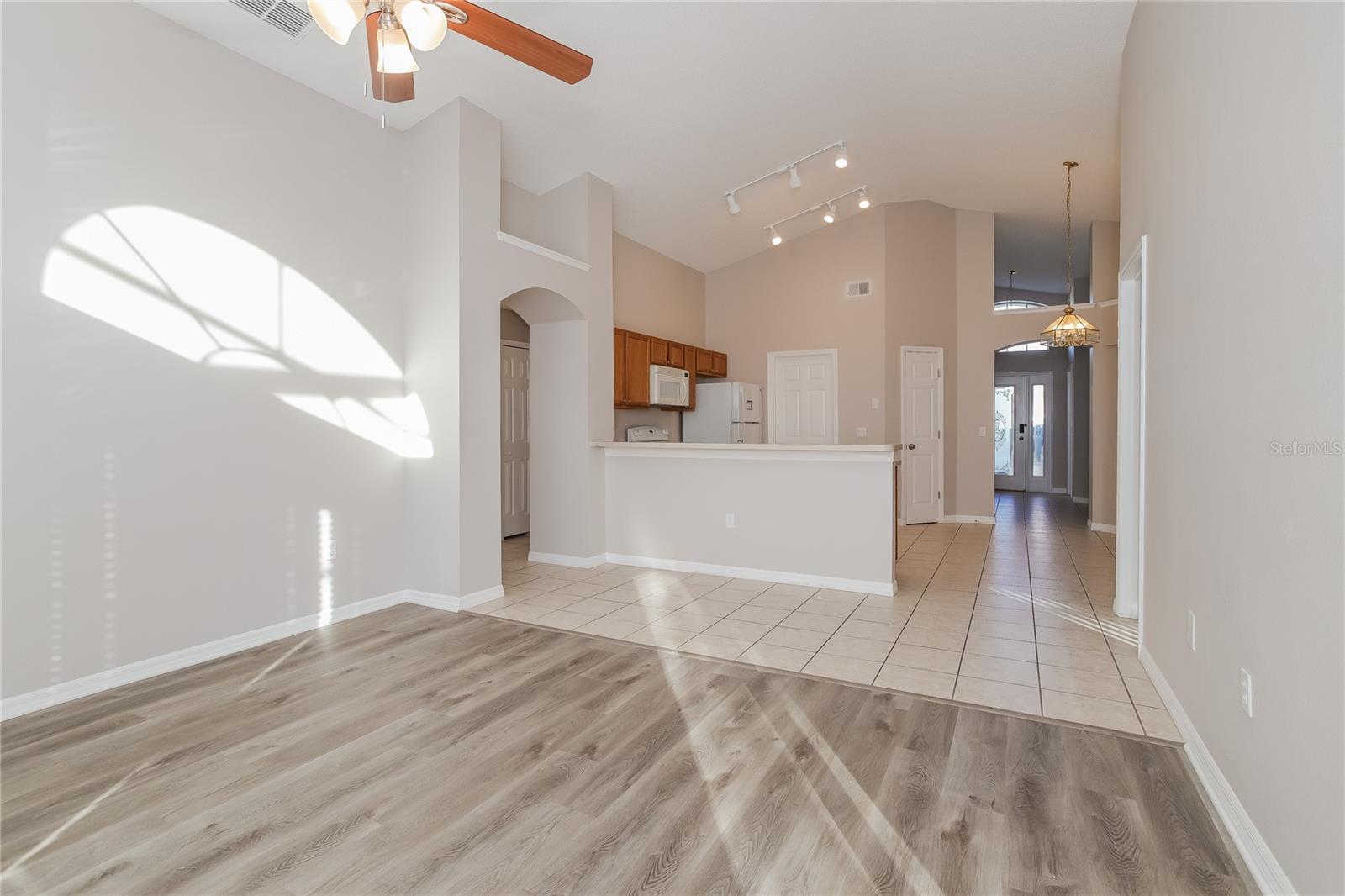 OAK ISLAND COVE - Residential Lease