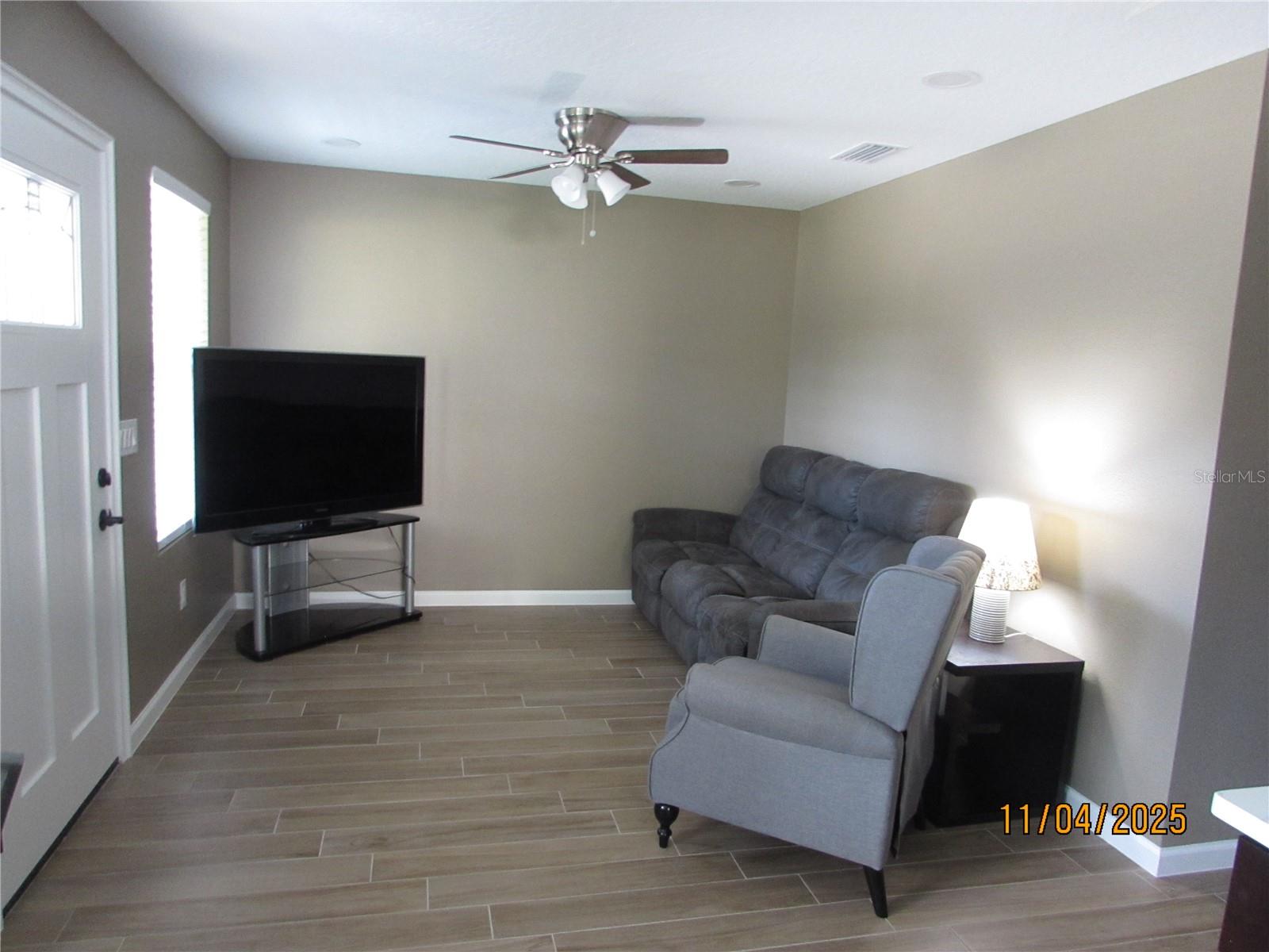 BOND LUMBER CO BLK 07-08 & 15-16 HOWRYS ADD DELAND - Residential