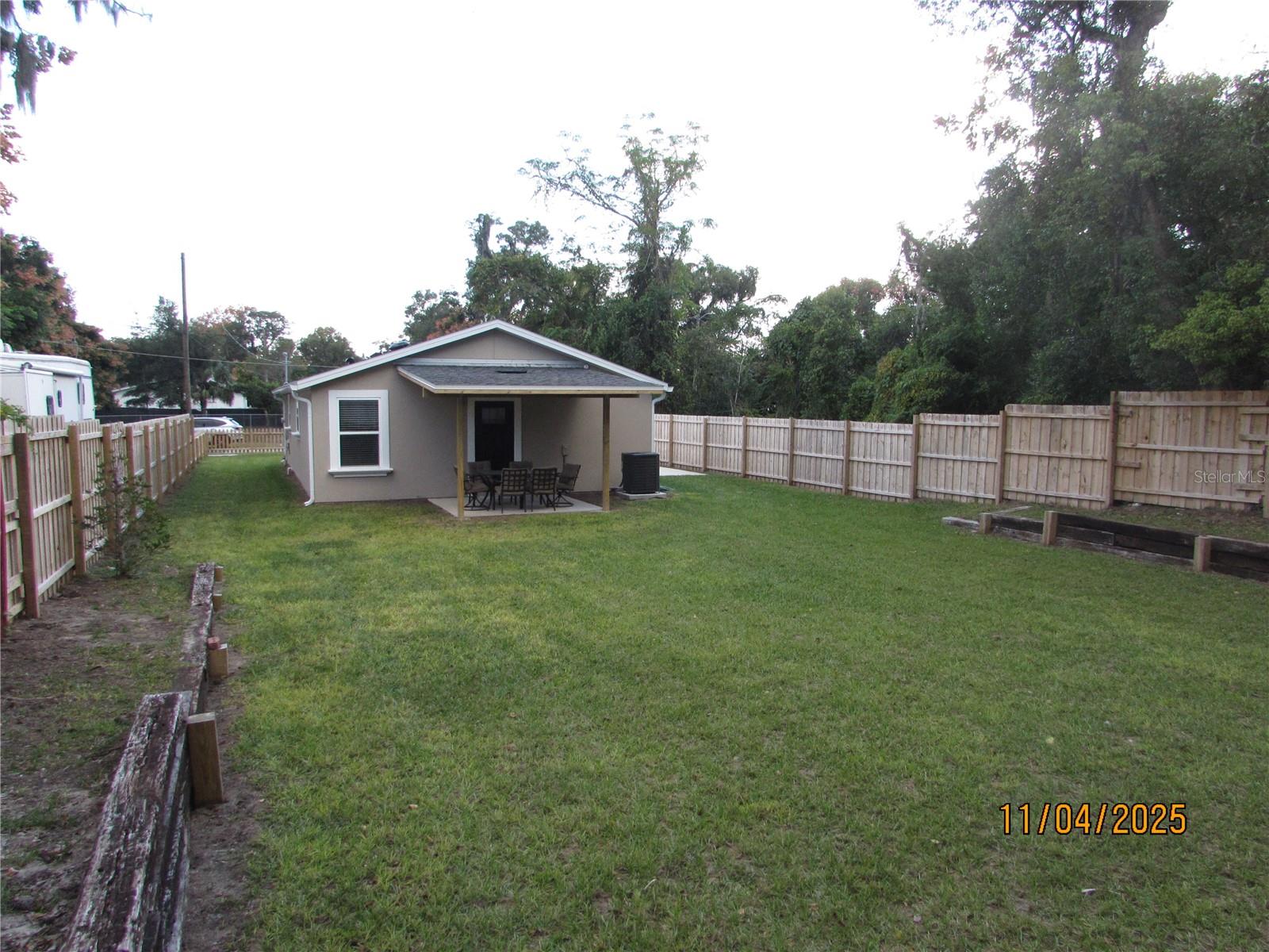 BOND LUMBER CO BLK 07-08 & 15-16 HOWRYS ADD DELAND - Residential