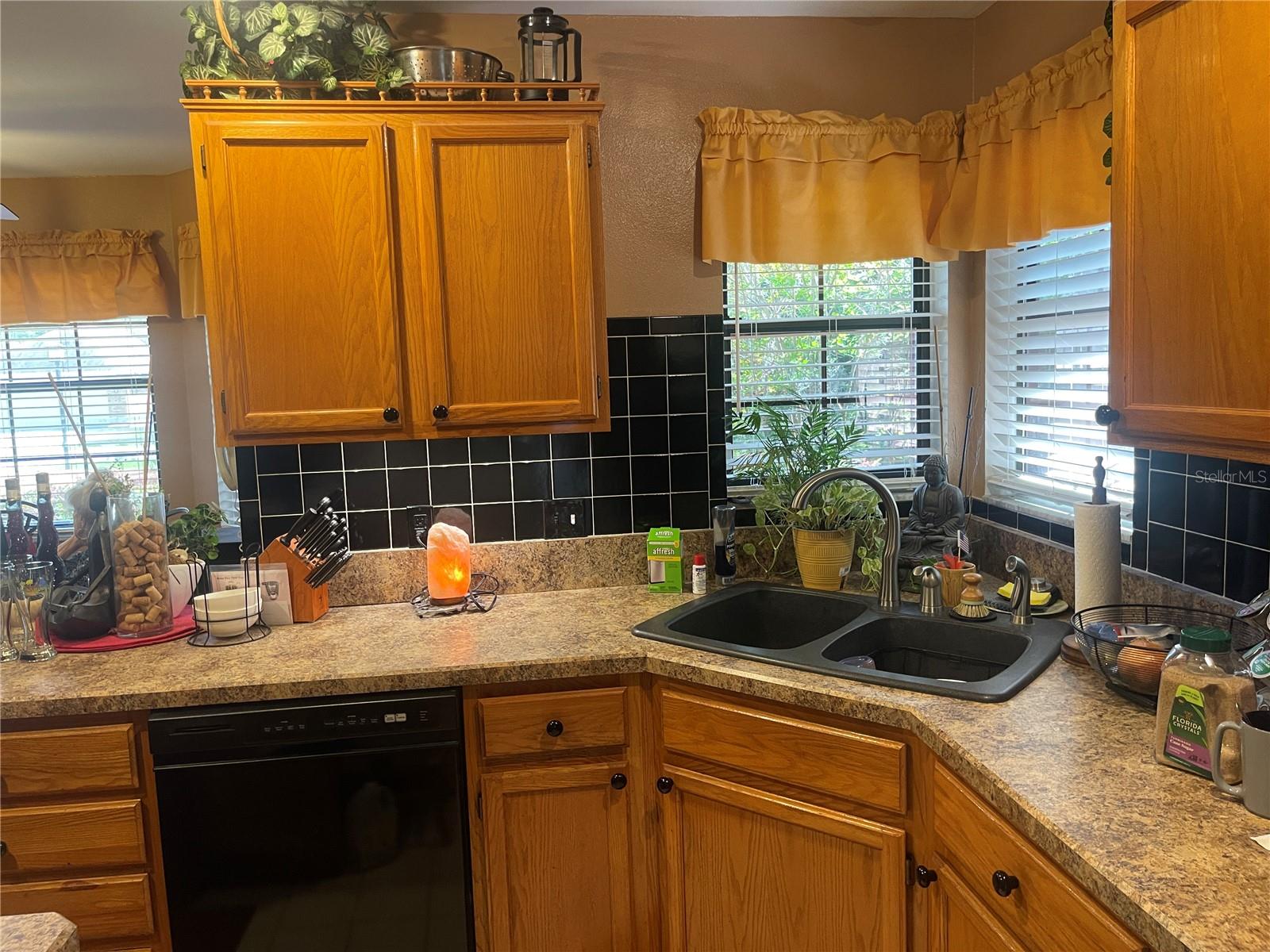 ORANGE COURT - Residential