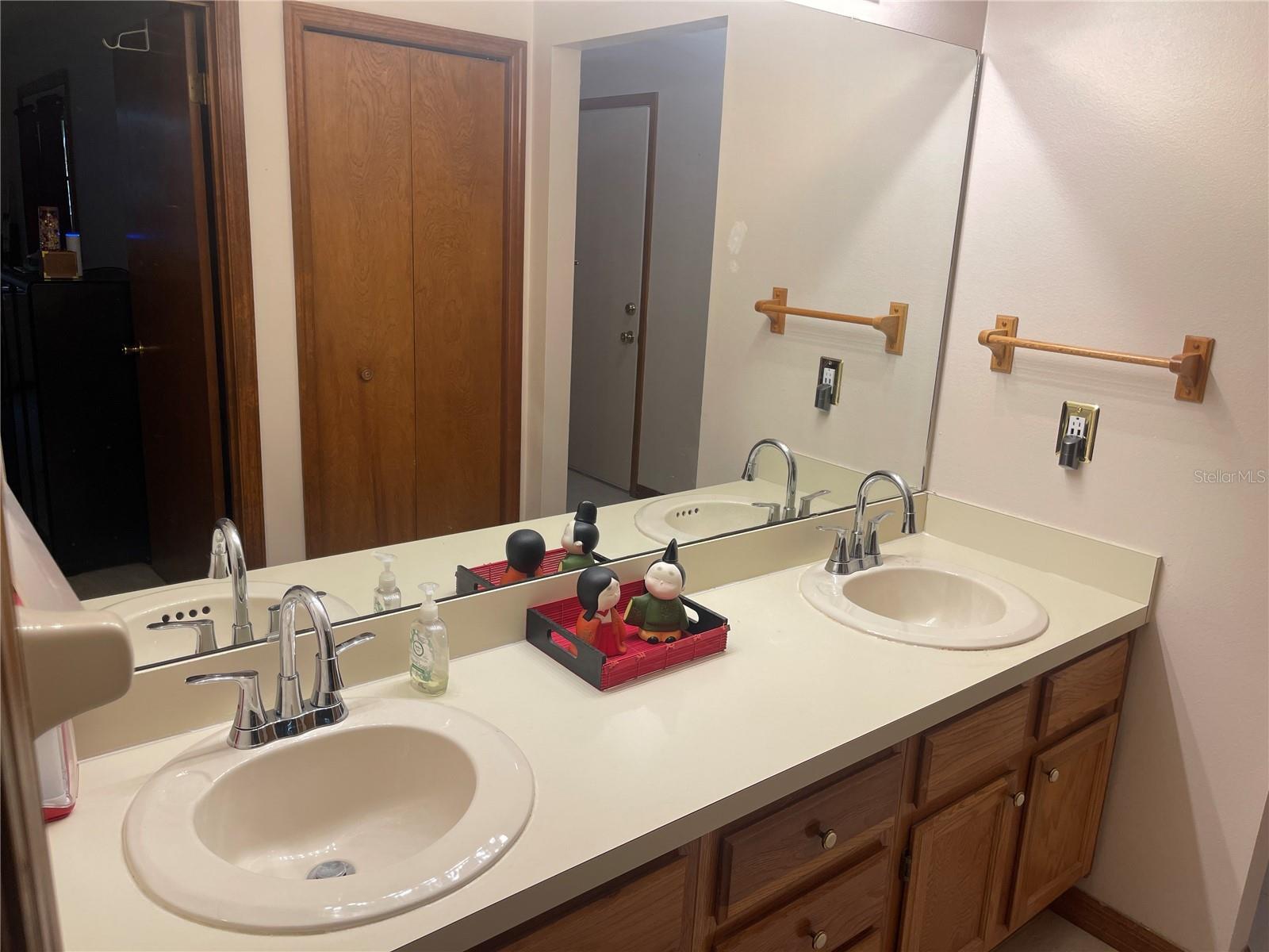 ORANGE COURT - Residential