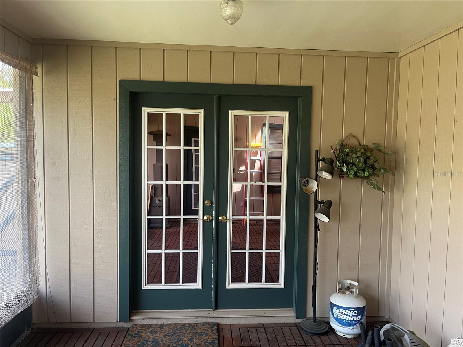 ORANGE COURT - Residential