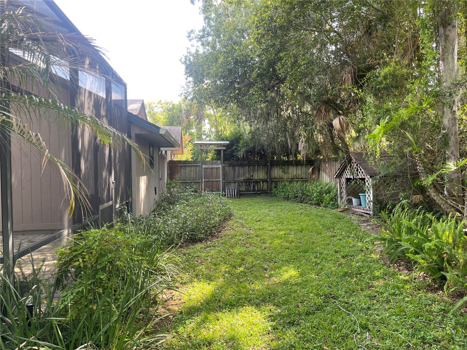 ORANGE COURT - Residential