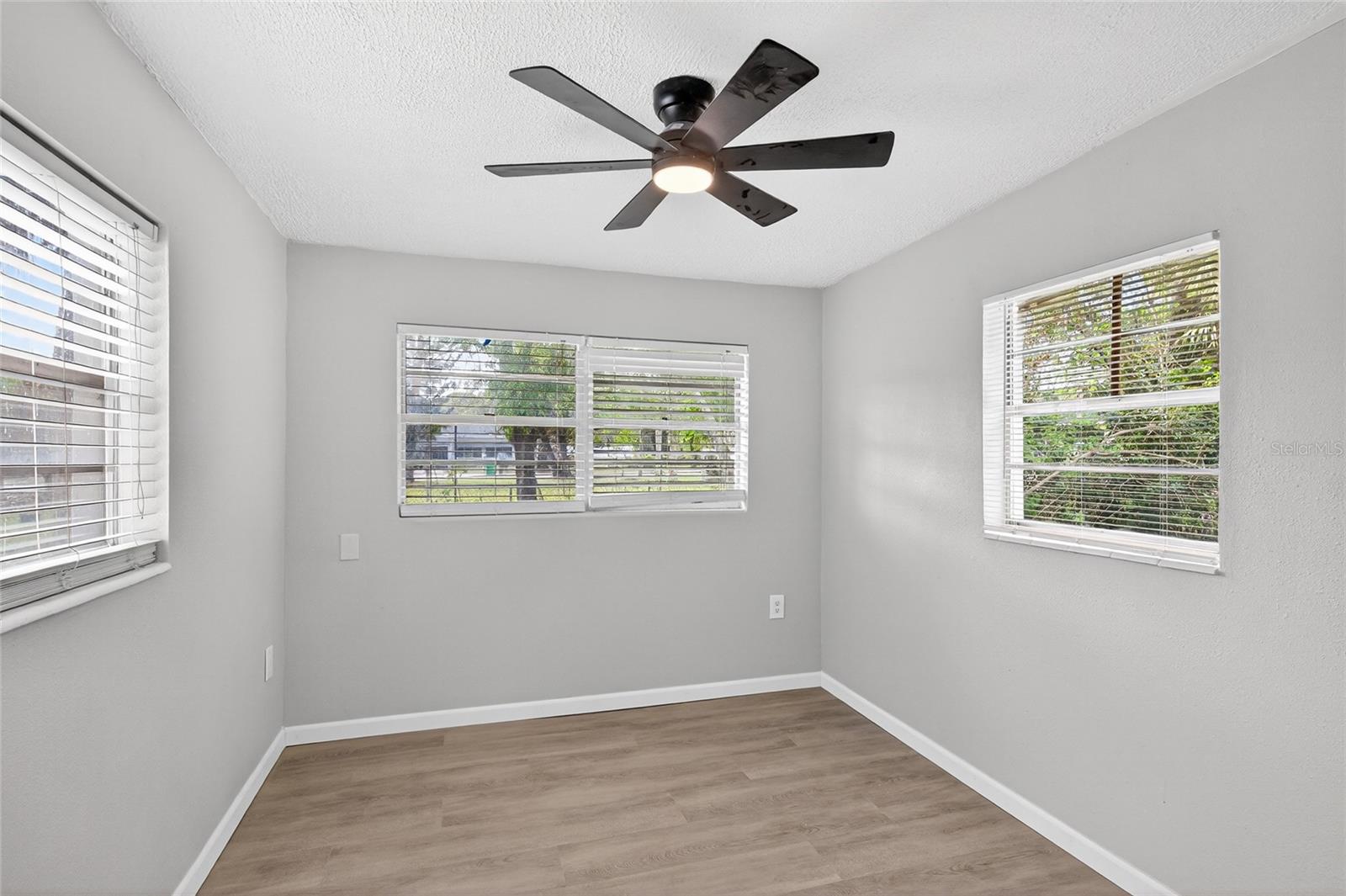 PINE GROVE PARK REP PT BLK 05 - Residential