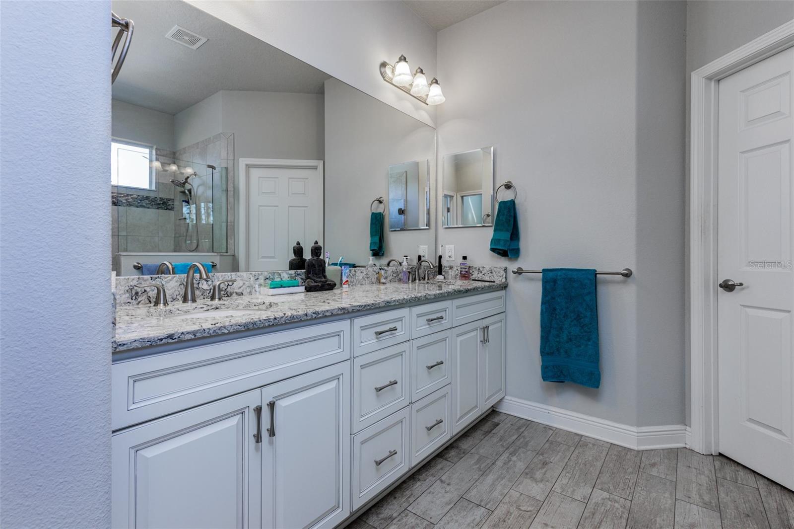 BRENTWOOD VILLAS IV - Residential