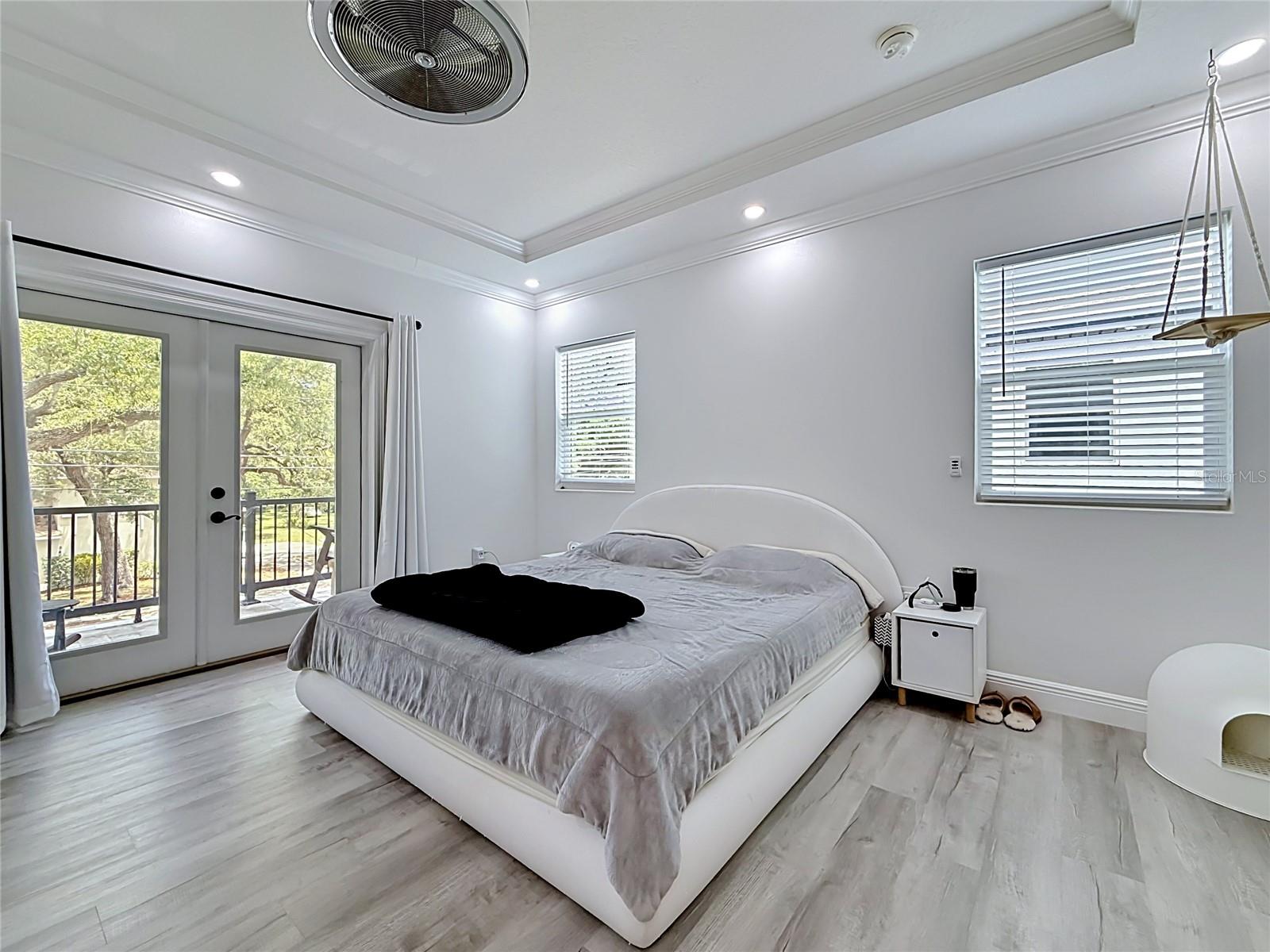 LINCOLN HEIGHTS - Residential