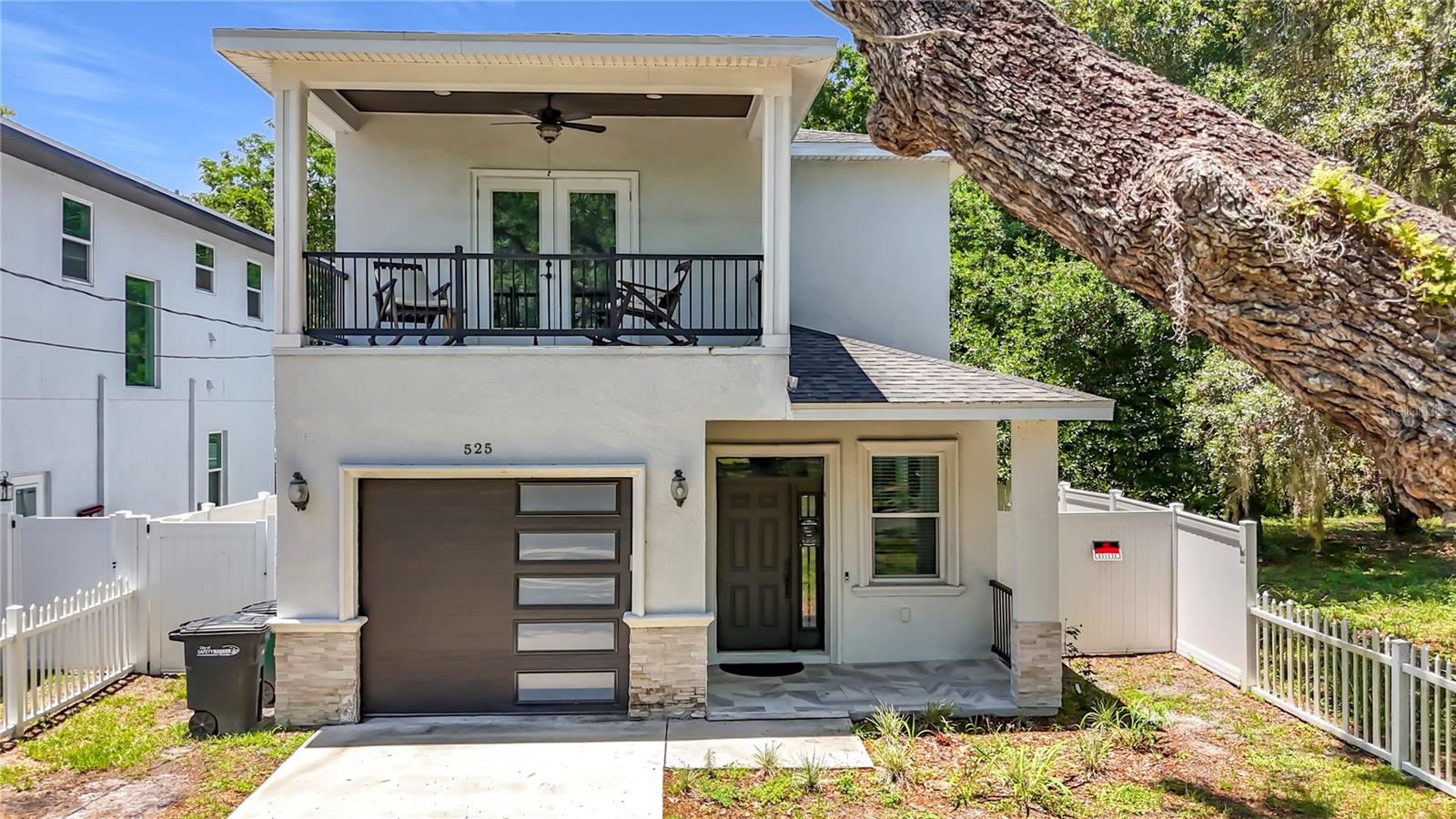 525 ELM STREET