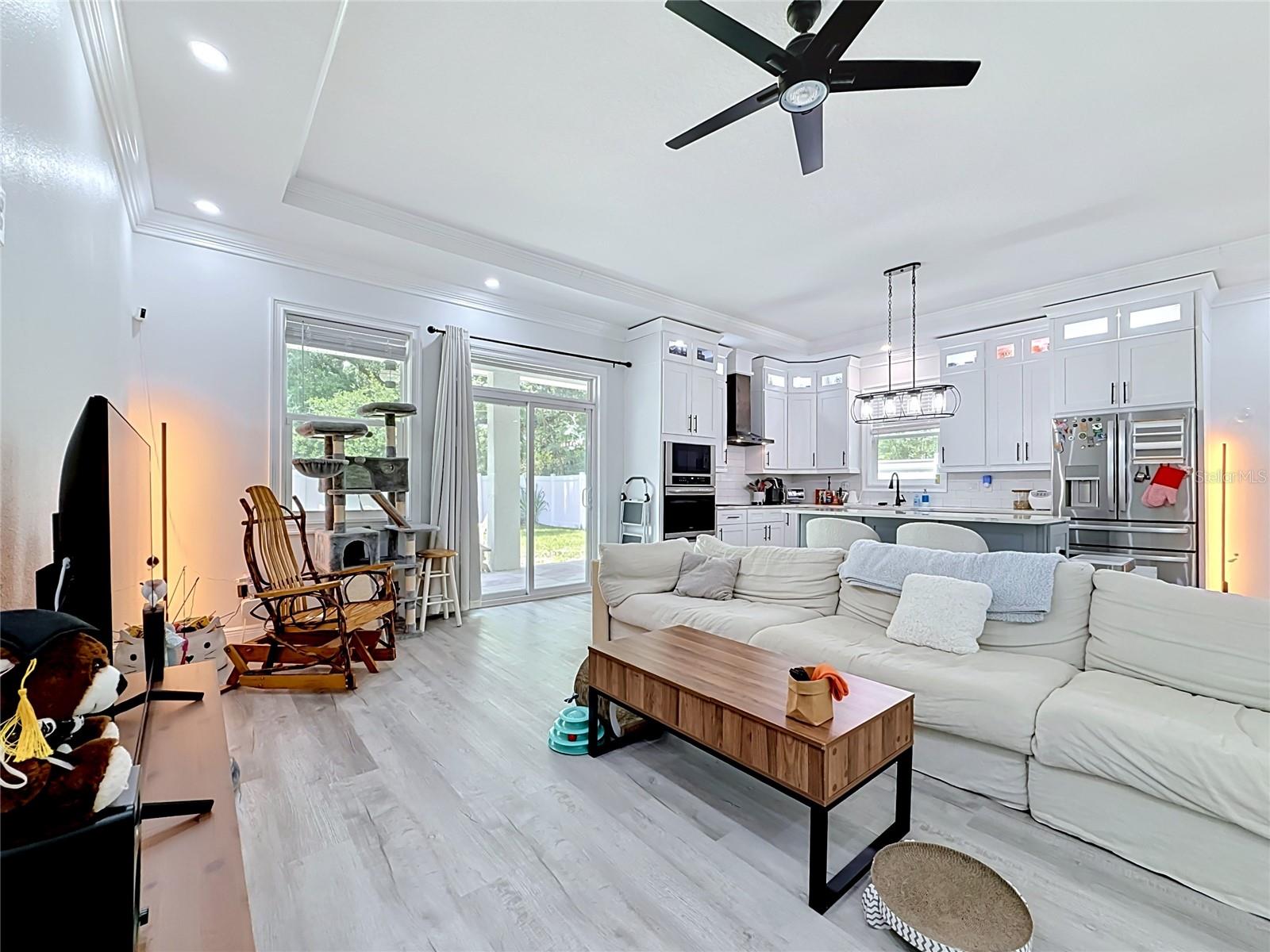 LINCOLN HEIGHTS - Residential