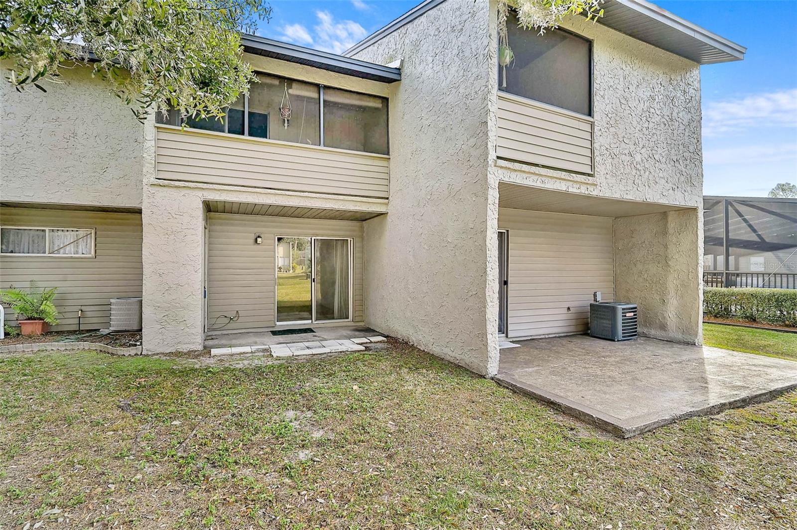 HIDDEN HOLLOW CONDO - Residential