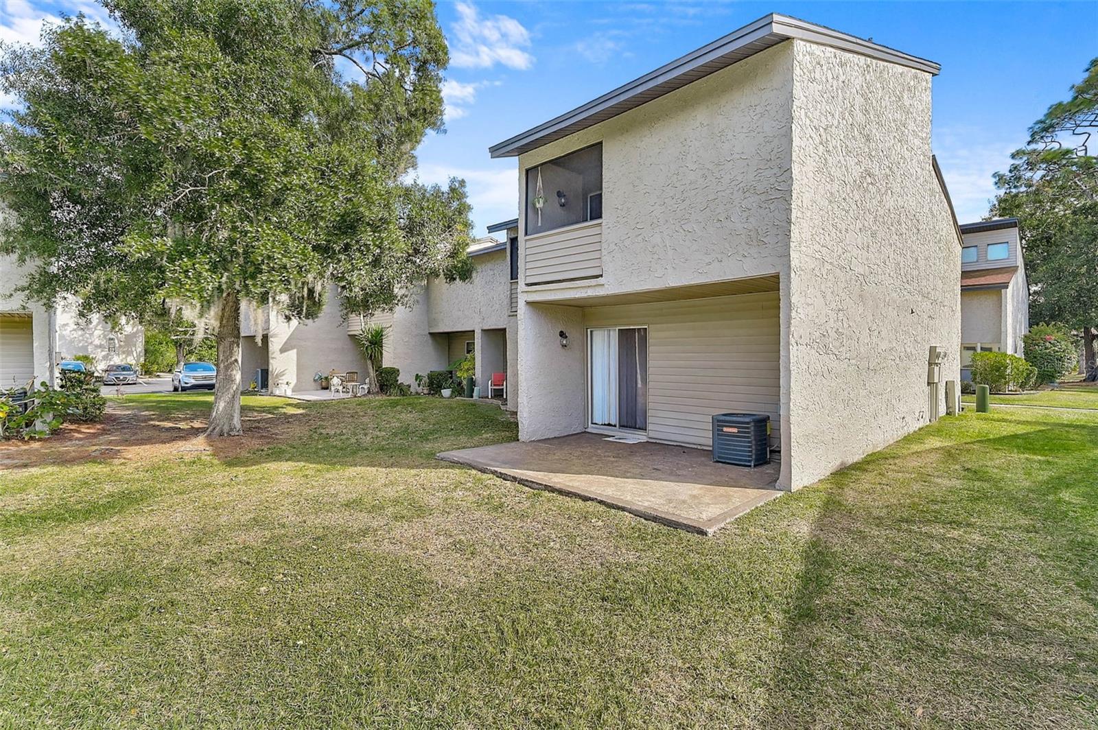 HIDDEN HOLLOW CONDO - Residential