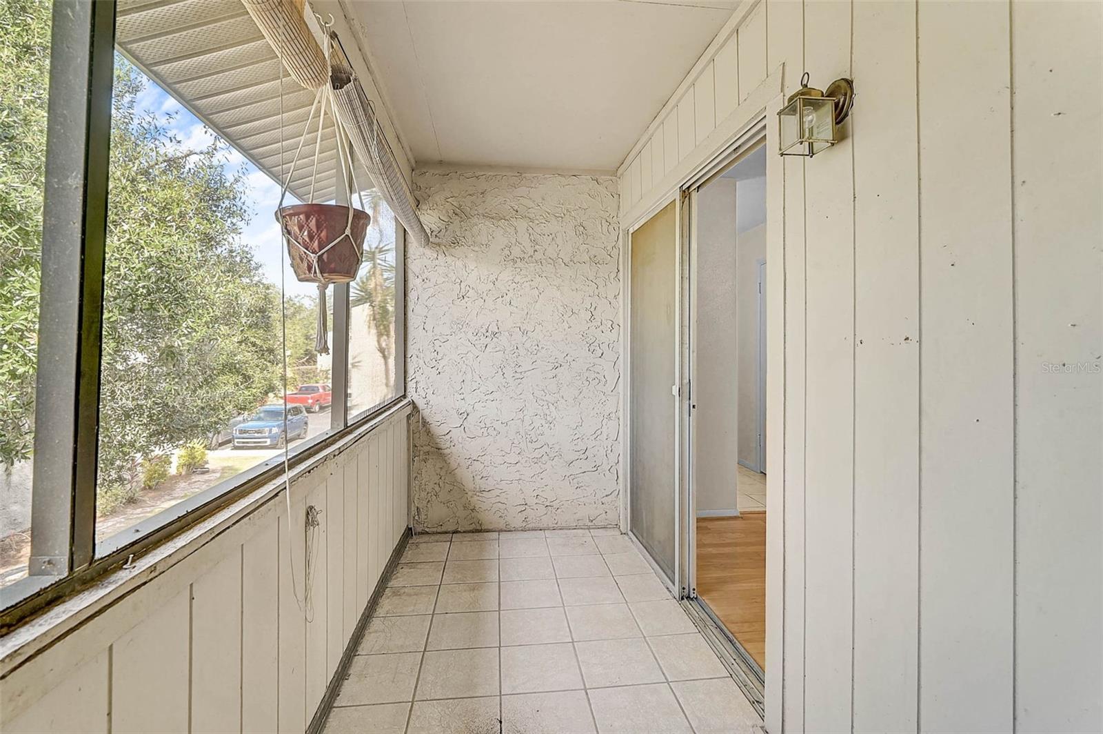 HIDDEN HOLLOW CONDO - Residential