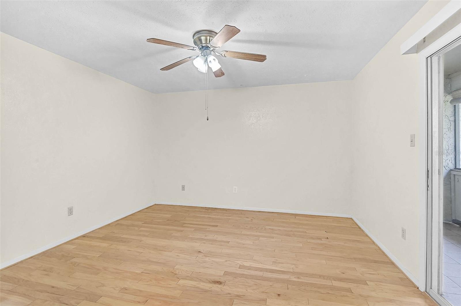 HIDDEN HOLLOW CONDO - Residential