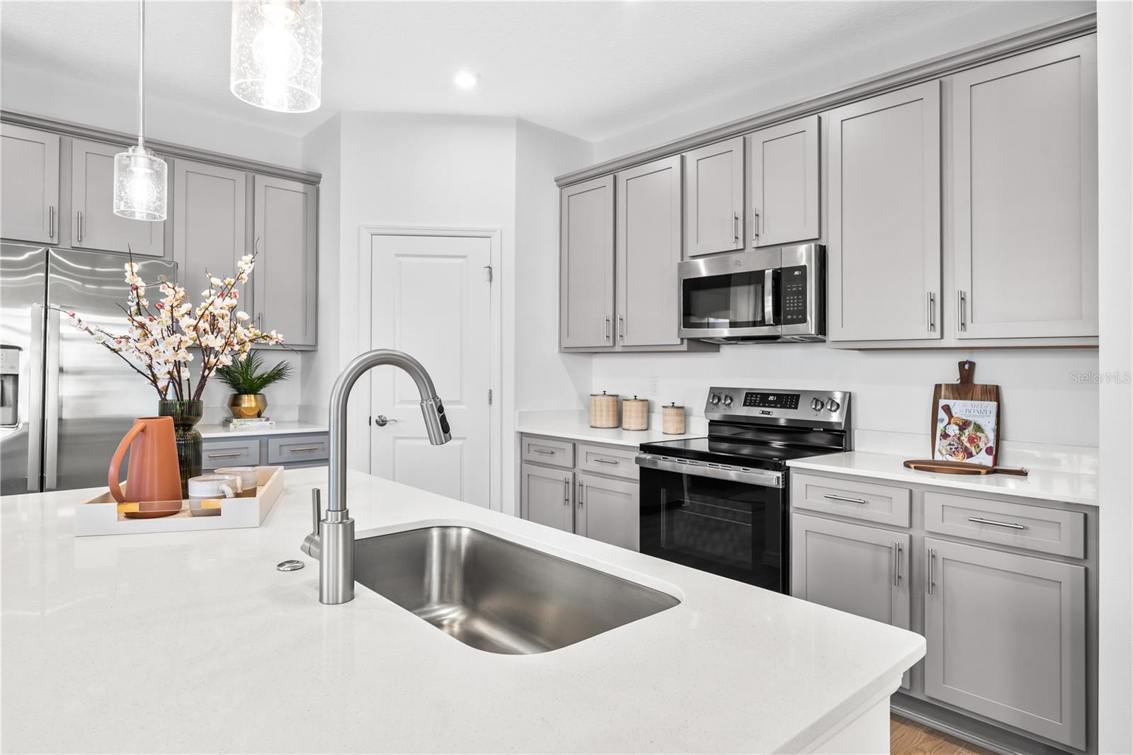 WYNNSTONE - Residential