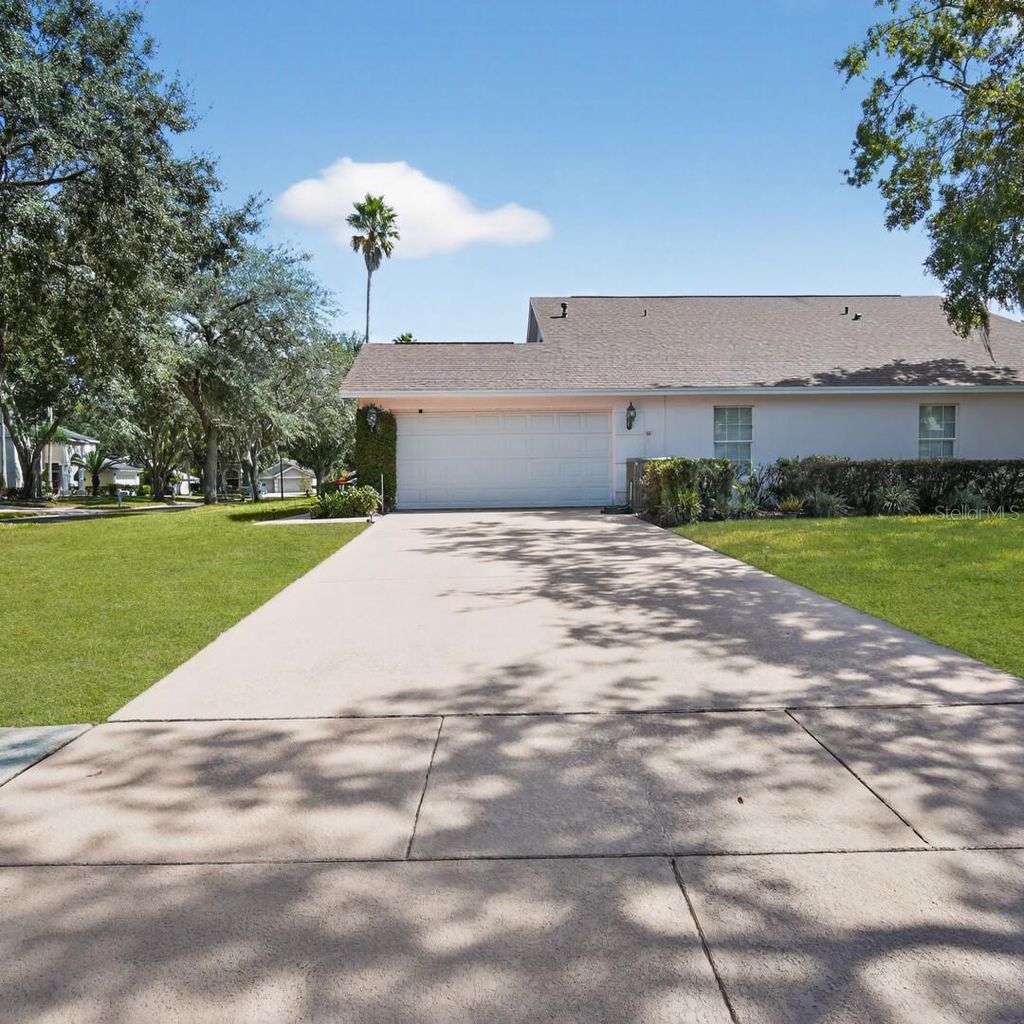 Photo of 16005 Ridley Place, Tampa, FL 33647 (MLS # A4662993)