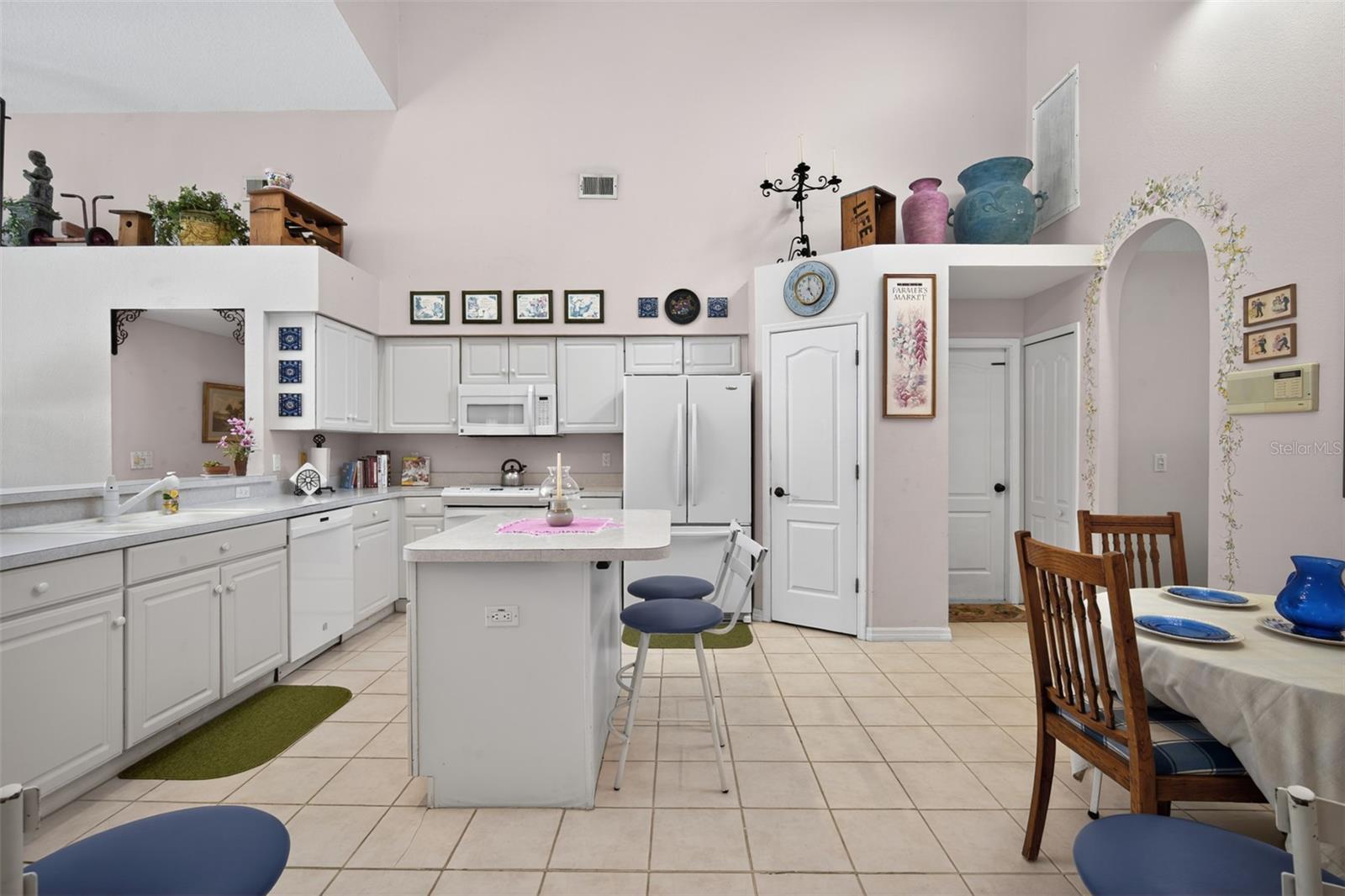 TAMPA PALMS AREA 2 5C UNIT 2A - Residential