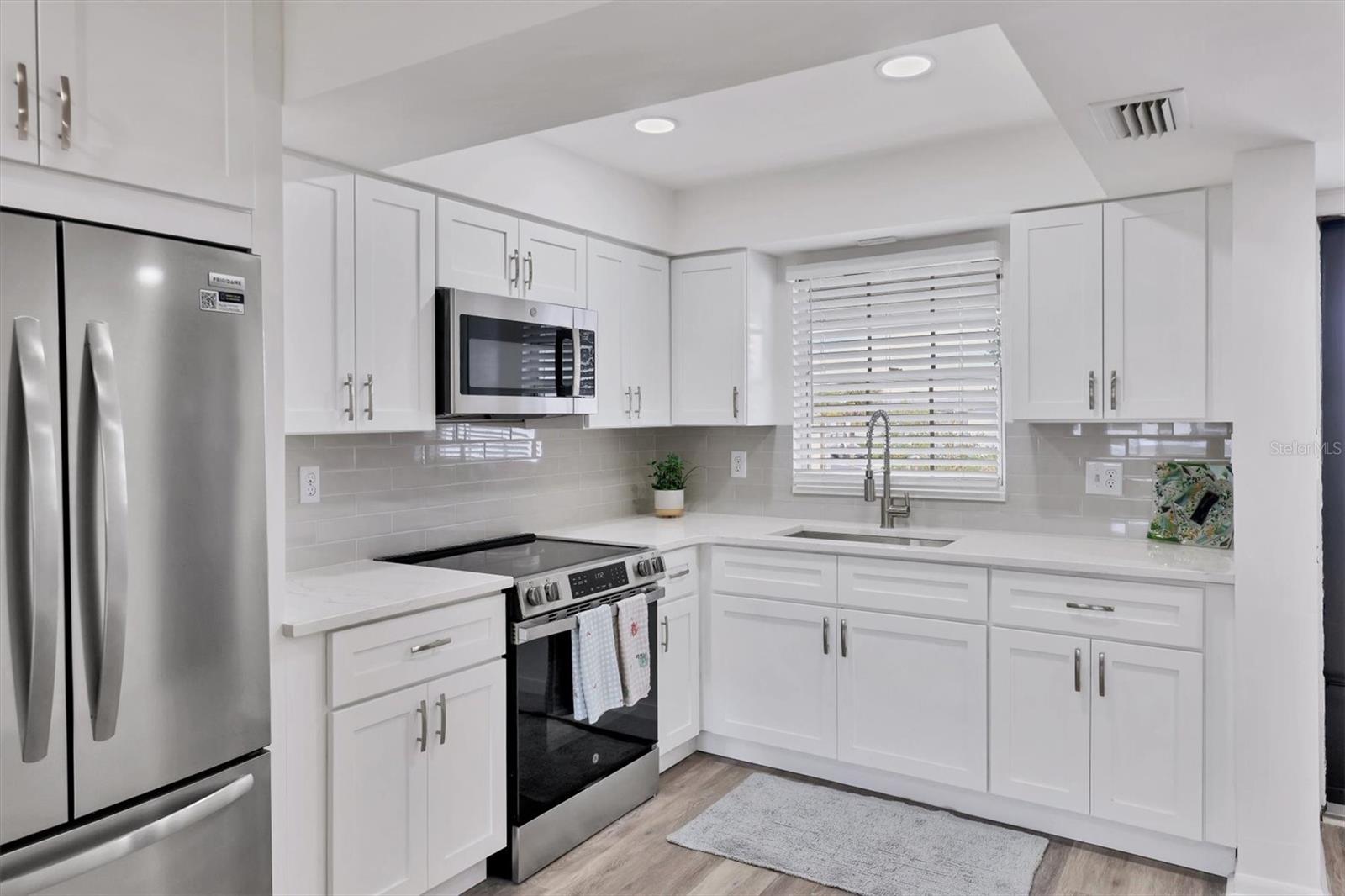 102 46TH AVENUE TERRACE W 402