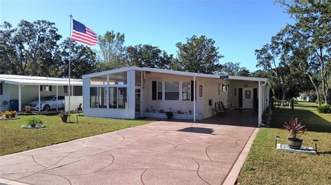 A home in BROOKSVILLE