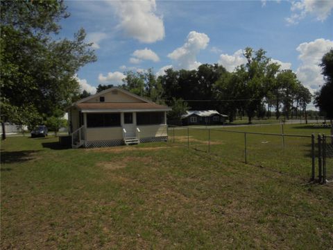Tiny photo for 1510 NE 55th Street, Ocala, FL 34479 (MLS # OM725165)