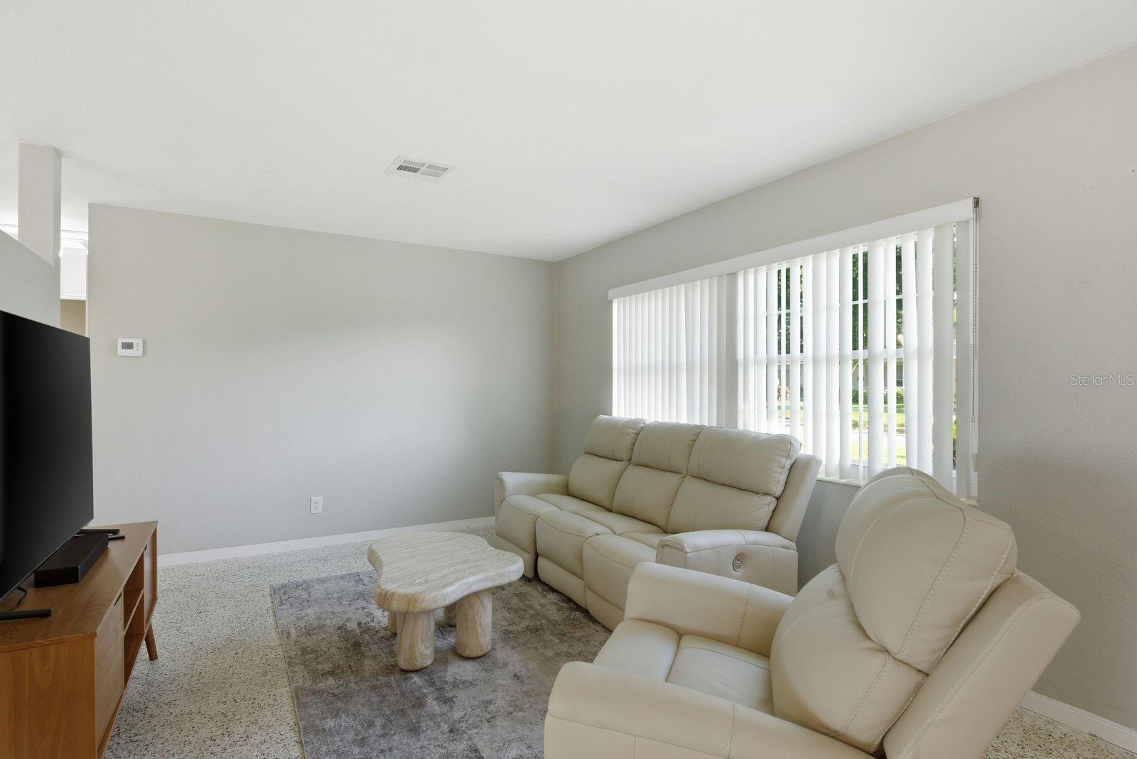 WESTGATE MANOR 1ST ADD - Residential