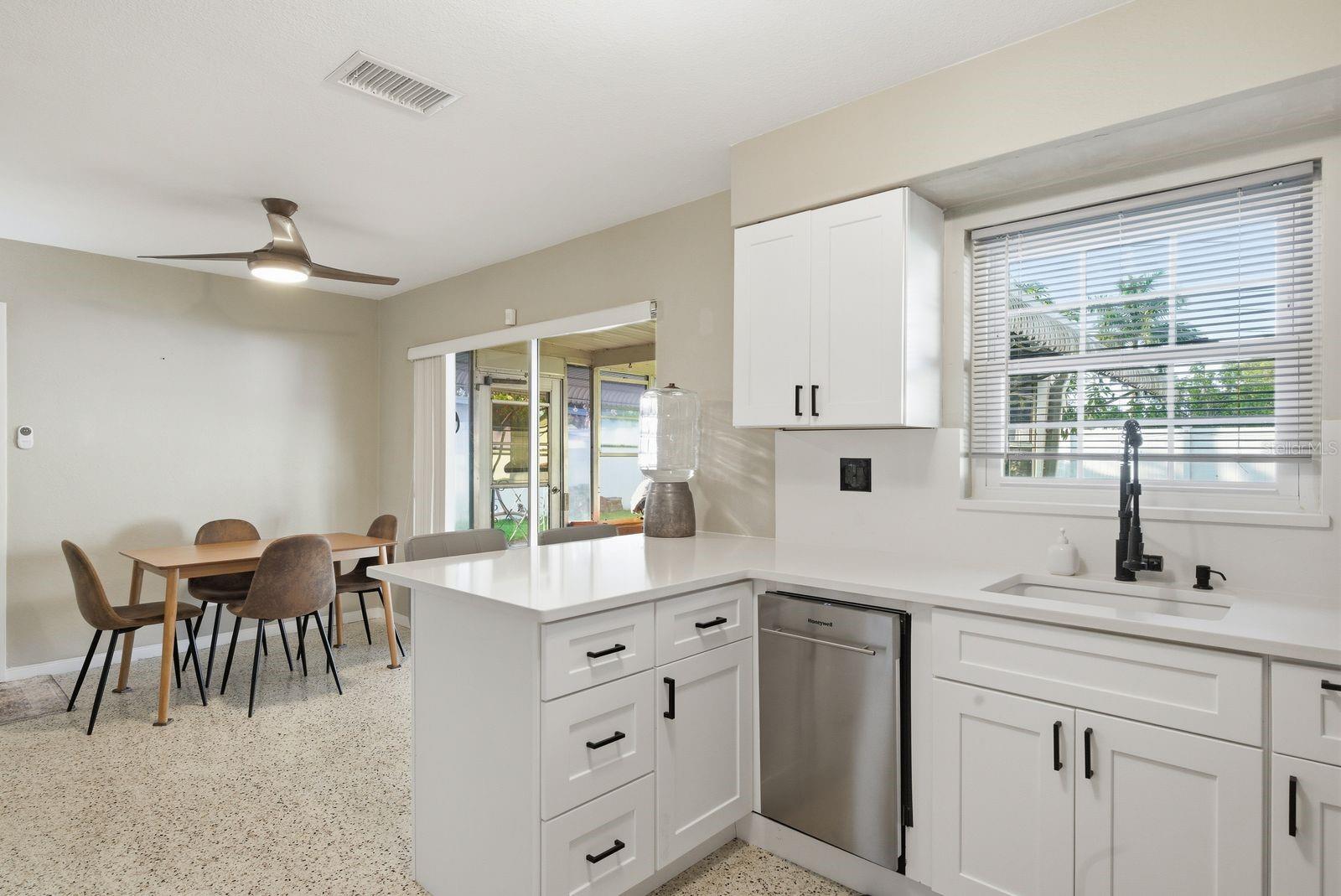 WESTGATE MANOR 1ST ADD - Residential