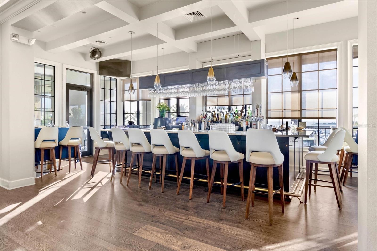 WESTSHORE YACHT CLUB PH 1 - Residential