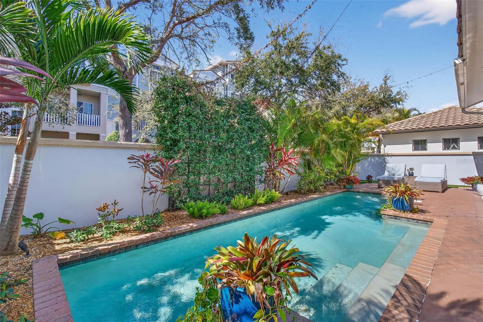 WESTSHORE YACHT CLUB PH 1 - Residential