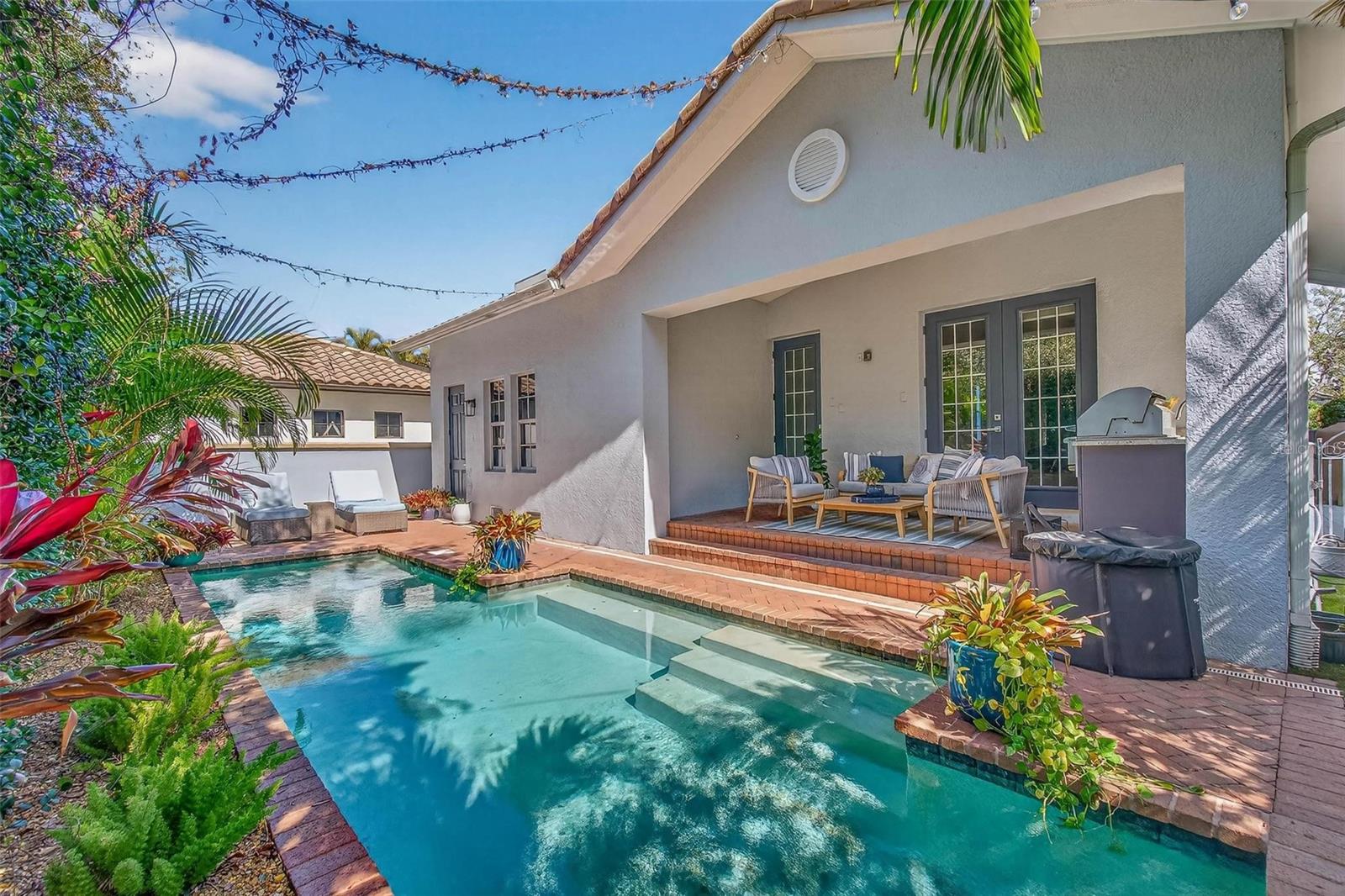 WESTSHORE YACHT CLUB PH 1 - Residential