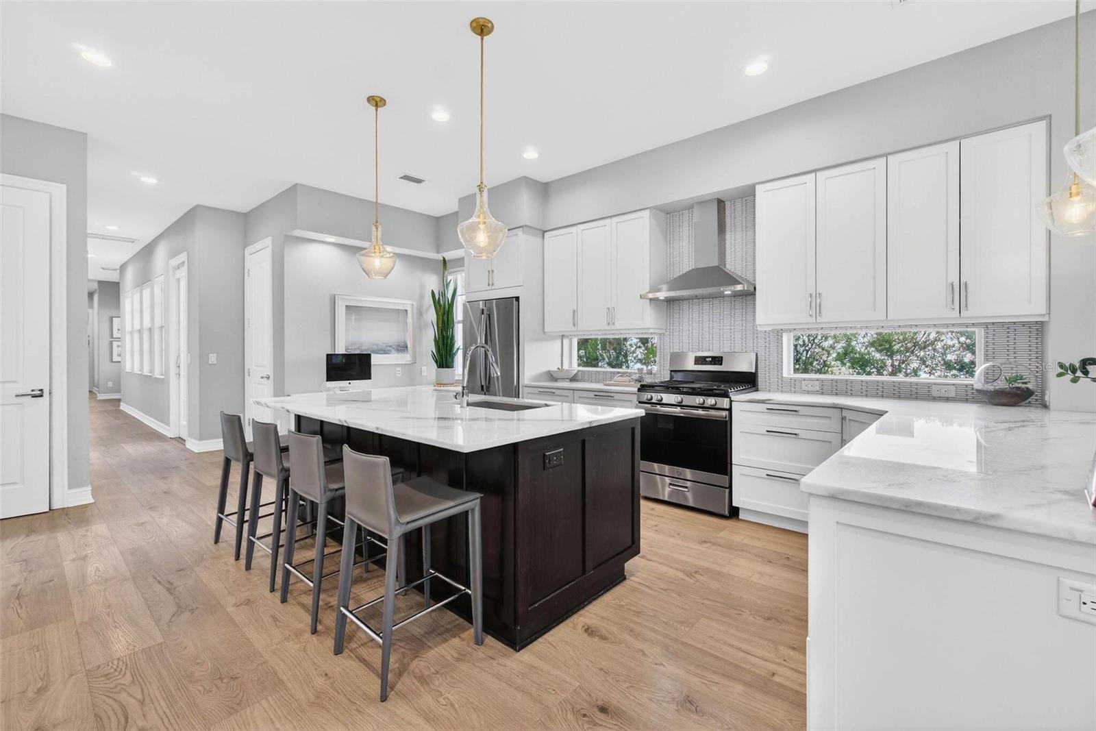 WESTSHORE YACHT CLUB PH 1 - Residential