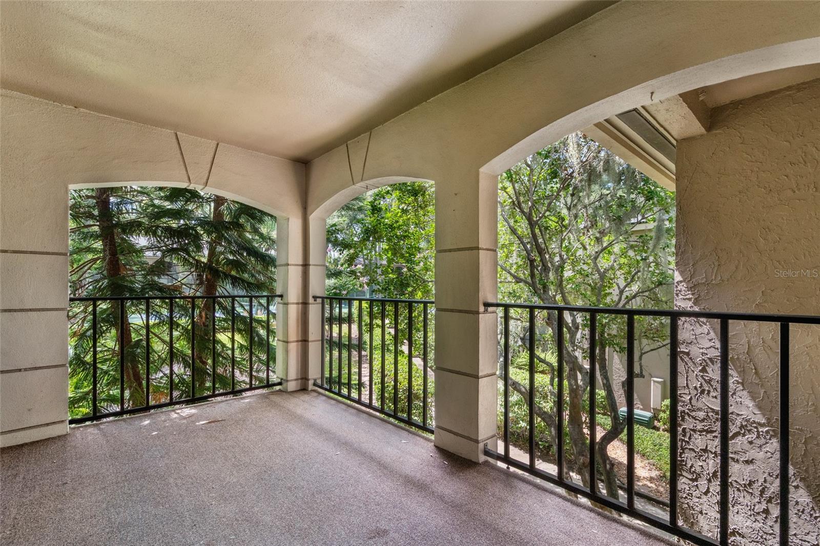 1055 KENSINGTON PARK DRIVE 317