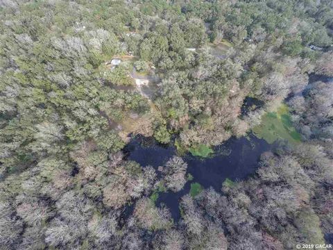 A home in Fanning Springs