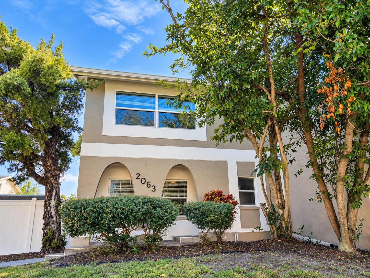 2063 LOS LOMAS DRIVE