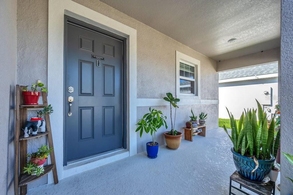 Photo of 1167 Mountain Flower Lane, Davenport, FL 33837 (MLS # O6362528)